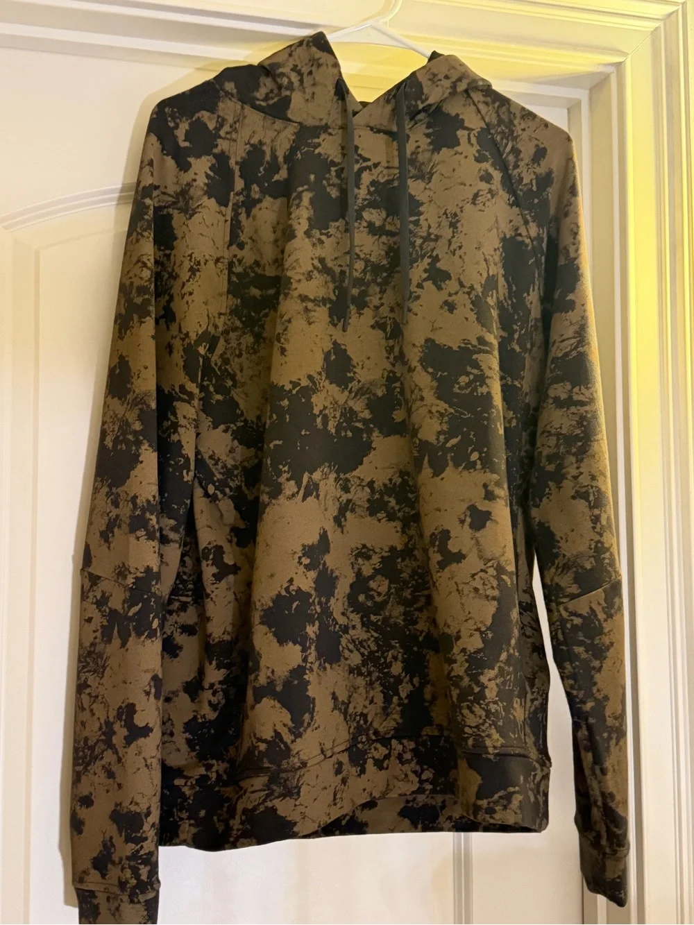 Lulu lemon Men's brown & Black Tie-Dye dri fit Hoodie